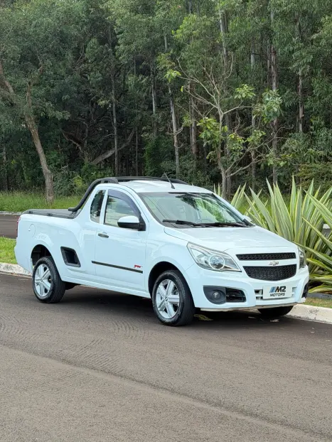 CHEVROLET Montana 1.4 FLEX LS, Foto 2