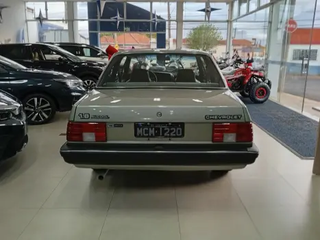 CHEVROLET Monza Sedan 1.8 4P �LCOOL SL/E, Foto 6