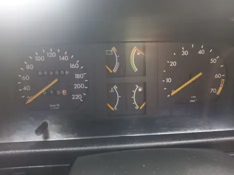 CHEVROLET Monza Sedan 2.0 4P ÁLCOOL SL/E, Foto 2