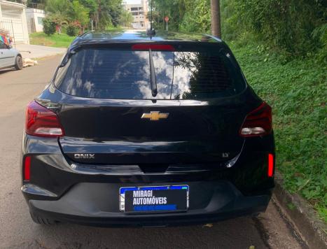 CHEVROLET Onix Hatch 1.0 4P FLEX LT PLUS, Foto 4