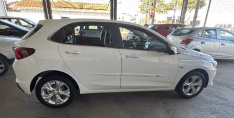 CHEVROLET Onix Hatch 1.0 12V 4P FLEX PREMIER TURBO AUTOMTICO, Foto 4