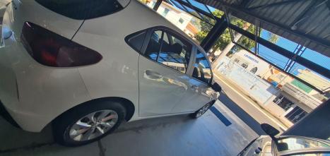 CHEVROLET Onix Hatch 1.0 12V 4P FLEX LT TURBO, Foto 4