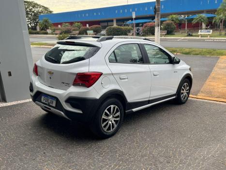 CHEVROLET Onix Hatch , Foto 3