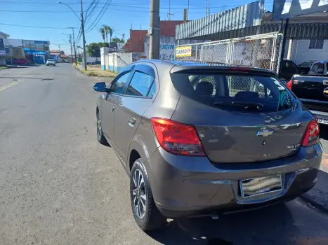 CHEVROLET Onix Hatch 1.4 4P FLEX LTZ AUTOMÁTICO, Foto 4 CHEVROLET Onix Hatch 1.4 4P FLEX LTZ AUTOMÁTICO, Foto 4