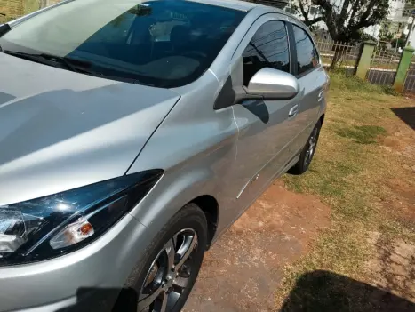 CHEVROLET Onix Hatch 1.4 4P FLEX LTZ AUTOMÁTICO, Foto 1 CHEVROLET Onix Hatch 1.4 4P FLEX LTZ AUTOMÁTICO, Foto 1