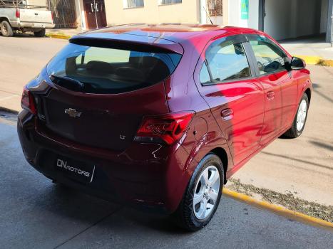 CHEVROLET Onix Hatch 1.4 4P FLEX LT, Foto 5
