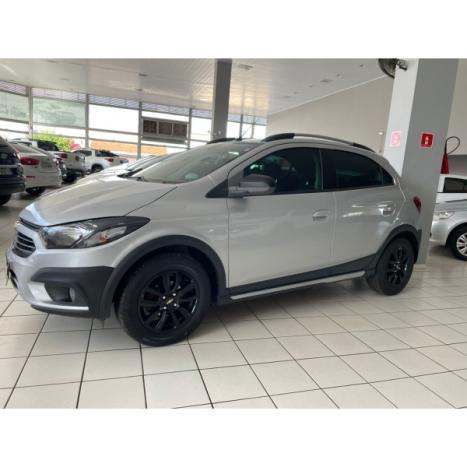 CHEVROLET Onix Hatch 1.4 4P FLEX ACTIV AUTOMÁTICO, Foto 7 CHEVROLET Onix Hatch 1.4 4P FLEX ACTIV AUTOMÁTICO, Foto 7