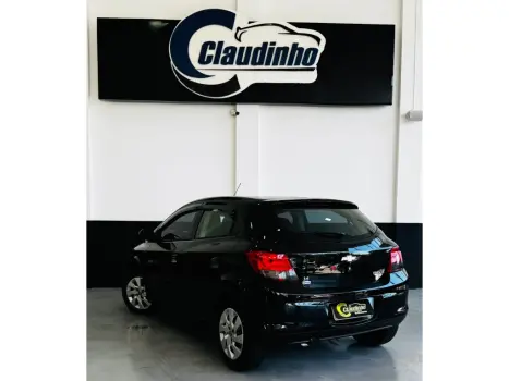 CHEVROLET Onix Hatch 1.4 4P FLEX LT, Foto 3