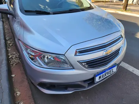 CHEVROLET Onix Hatch 1.0 4P FLEX LT, Foto 3
