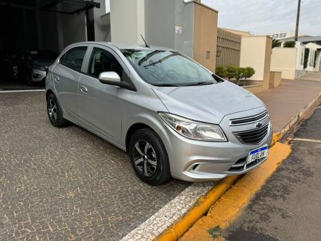 CHEVROLET Onix Hatch 1.0 4P FLEX LT, Foto 1