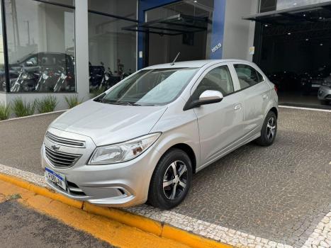 CHEVROLET Onix Hatch 1.0 4P FLEX LT, Foto 2