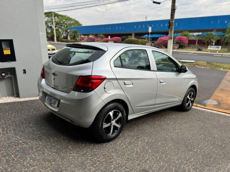 CHEVROLET Onix Hatch 1.0 4P FLEX LT, Foto 3