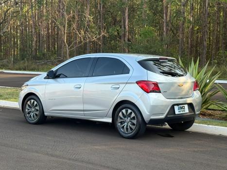 CHEVROLET Onix Hatch 1.4 4P FLEX ADVANTAGE AUTOMTICO, Foto 6