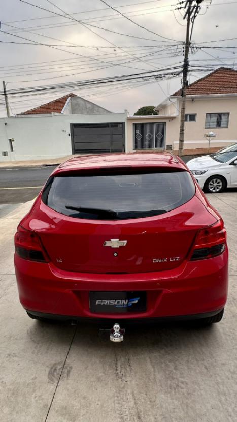 CHEVROLET Onix Hatch 1.4 4P FLEX LTZ, Foto 5
