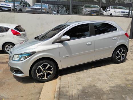 CHEVROLET Onix Hatch 1.4 4P FLEX LTZ, Foto 3