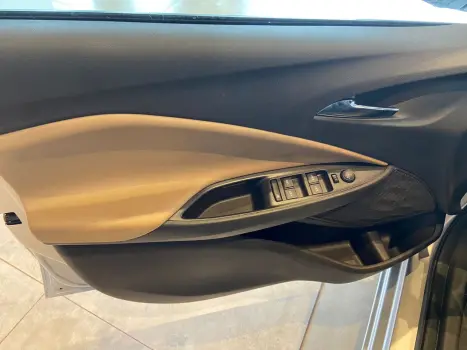 CHEVROLET Onix Hatch 1.0 12V 4P FLEX PREMIER 2 TURBO AUTOMTICO, Foto 7