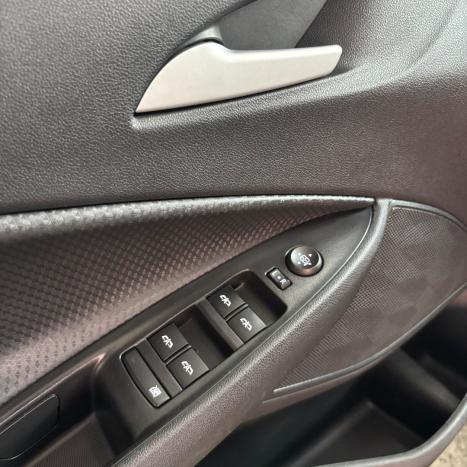 CHEVROLET Onix Hatch 1.0 12V 4P FLEX LT, Foto 3 CHEVROLET Onix Hatch 1.0 12V 4P FLEX LT, Foto 3