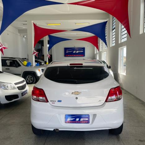 CHEVROLET Onix Hatch 1.0 4P FLEX JOY, Foto 5 CHEVROLET Onix Hatch 1.0 4P FLEX JOY, Foto 5