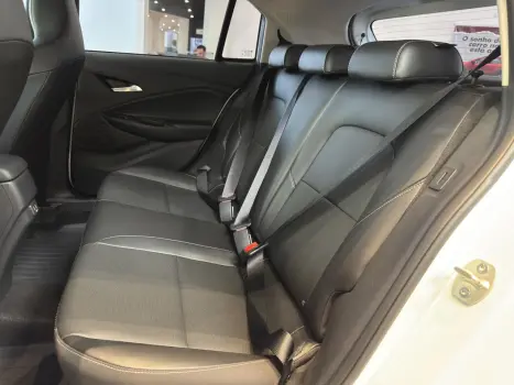 CHEVROLET Onix Hatch 1.0 12V 4P FLEX PREMIER 2 TURBO AUTOMÁTICO, Foto 6 CHEVROLET Onix Hatch 1.0 12V 4P FLEX PREMIER 2 TURBO AUTOMÁTICO, Foto 6