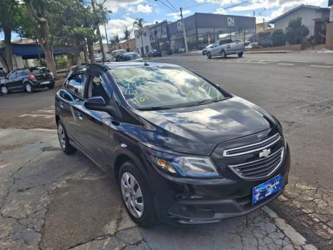 CHEVROLET Onix Hatch 1.4 4P FLEX LT, Foto 2 CHEVROLET Onix Hatch 1.4 4P FLEX LT, Foto 2