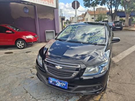 CHEVROLET Onix Hatch 1.4 4P FLEX LT, Foto 7 CHEVROLET Onix Hatch 1.4 4P FLEX LT, Foto 7