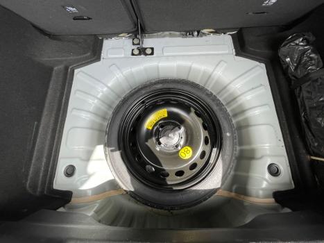 CHEVROLET Onix Hatch 1.0 12V 4P FLEX LT TURBO, Foto 12 CHEVROLET Onix Hatch 1.0 12V 4P FLEX LT TURBO, Foto 12