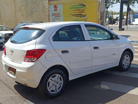 CHEVROLET Onix Hatch 1.0 4P FLEX LS, Foto 2