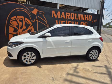 CHEVROLET Onix Hatch 1.4 4P FLEX LT, Foto 2