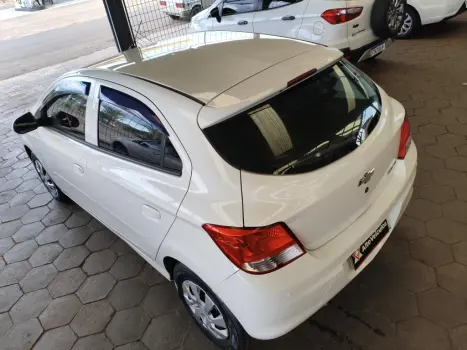 CHEVROLET Onix Hatch 1.0 4P FLEX LT, Foto 12