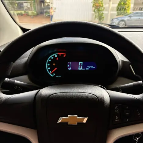 CHEVROLET Onix Hatch 1.4 4P FLEX LT, Foto 11