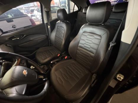 CHEVROLET Onix Hatch 1.4 4P FLEX LTZ, Foto 4