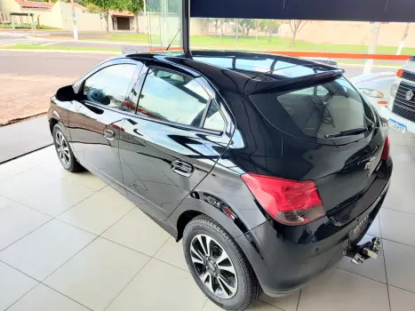 CHEVROLET Onix Hatch 1.4 4P FLEX LTZ AUTOMTICO, Foto 5