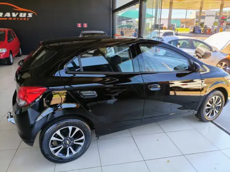 CHEVROLET Onix Hatch 1.4 4P FLEX LTZ AUTOM�TICO, Foto 5