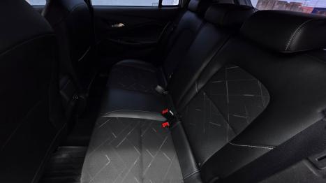 CHEVROLET Onix Hatch 1.0 12V 4P FLEX PREMIER TURBO AUTOMTICO, Foto 9