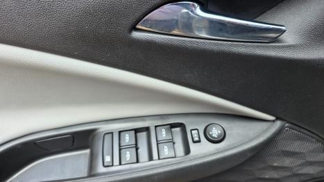 CHEVROLET Onix Hatch 1.0 12V 4P FLEX PREMIER TURBO AUTOMTICO, Foto 11