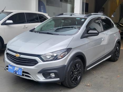 CHEVROLET Onix Hatch 1.4 4P FLEX ACTIV AUTOMTICO, Foto 2