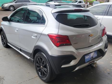 CHEVROLET Onix Hatch 1.4 4P FLEX ACTIV AUTOMTICO, Foto 4