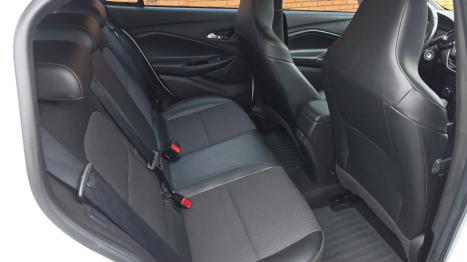 CHEVROLET Onix Hatch 1.0 12V 4P FLEX RS TURBO AUTOMTICO, Foto 8