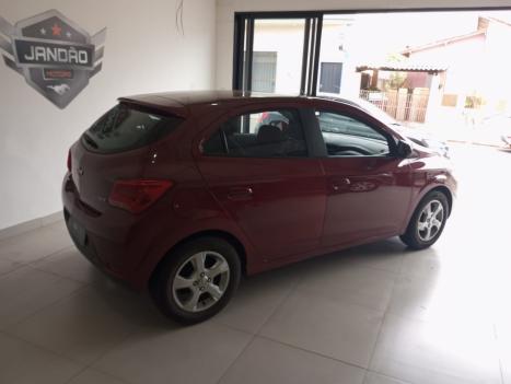 CHEVROLET Onix Hatch 1.4 4P FLEX LT, Foto 4