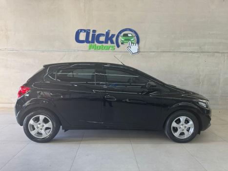 CHEVROLET Onix Hatch 1.4 4P FLEX LT AUTOMTICO, Foto 2