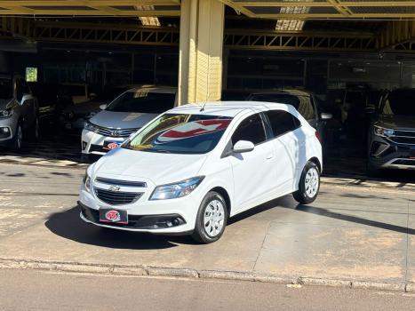 CHEVROLET Onix Hatch 1.4 4P FLEX LT, Foto 1