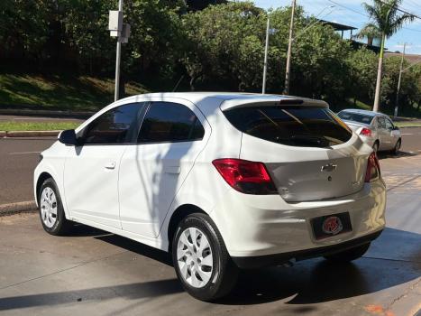 CHEVROLET Onix Hatch 1.4 4P FLEX LT, Foto 4