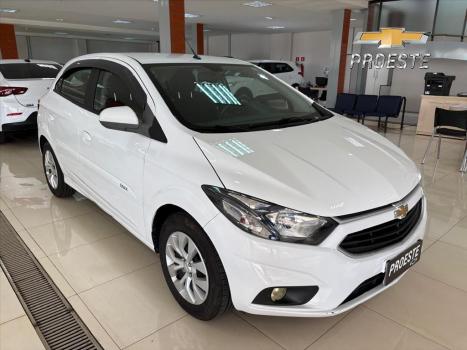 CHEVROLET Onix Hatch 1.4 4P FLEX LT, Foto 3