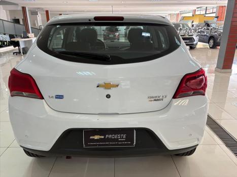 CHEVROLET Onix Hatch 1.4 4P FLEX LT, Foto 8