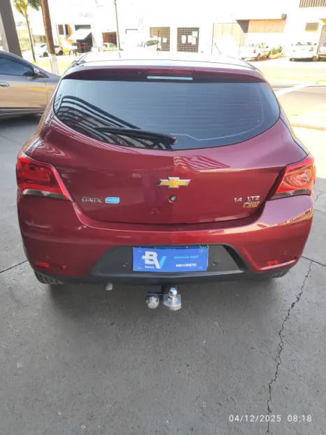 CHEVROLET Onix Hatch 1.4 4P FLEX LTZ, Foto 12