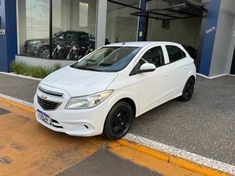 CHEVROLET Onix Hatch 1.0 4P FLEX LT, Foto 2