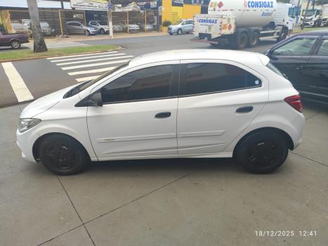 CHEVROLET Onix Hatch 1.0 4P FLEX JOY, Foto 1