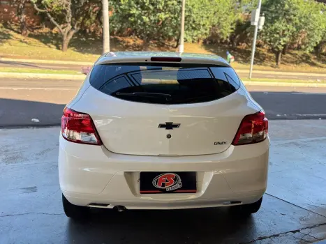 CHEVROLET Onix Hatch 1.0 4P FLEX LS, Foto 4