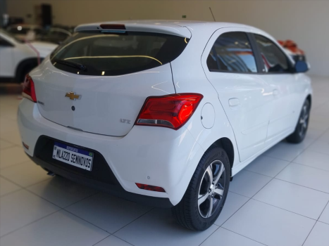 CHEVROLET Onix Hatch 1.4 4P FLEX LTZ AUTOM�TICO, Foto 5