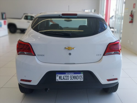 CHEVROLET Onix Hatch 1.4 4P FLEX LTZ AUTOM�TICO, Foto 6